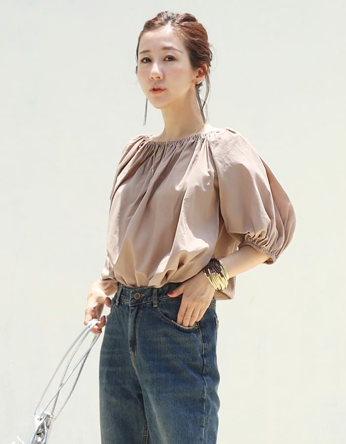 シュシュ・2WAYコットンギャザー半袖ブラウス