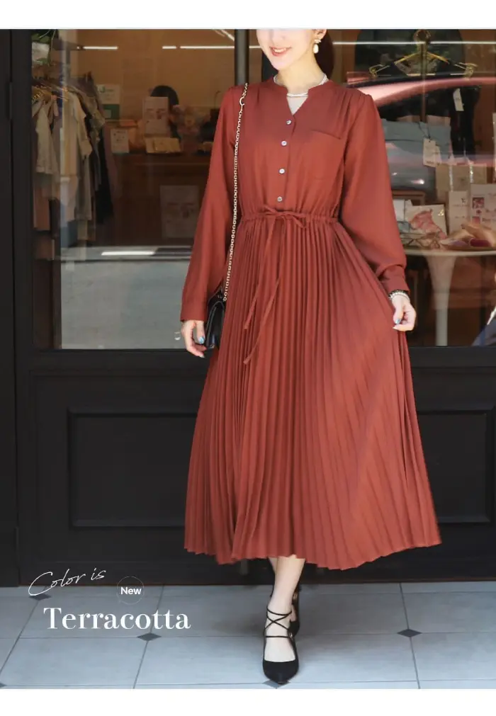 長袖ジュリア・広がる美プリーツワンピース